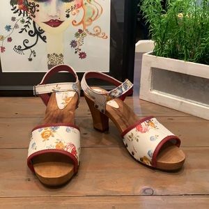 Floral Sanita Danish Design sandals